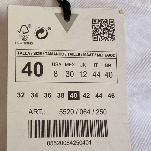 NWT. Zara White Straight-Leg Mid-Waist Full Length Jeans. Size 8. - Picture 10 of 12